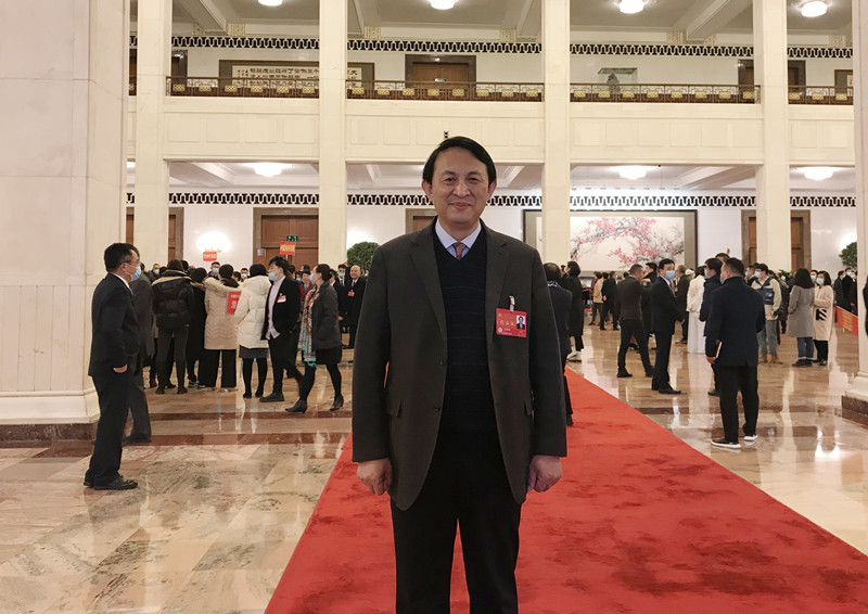 我校梁向阳教授参加全国第十次作代会