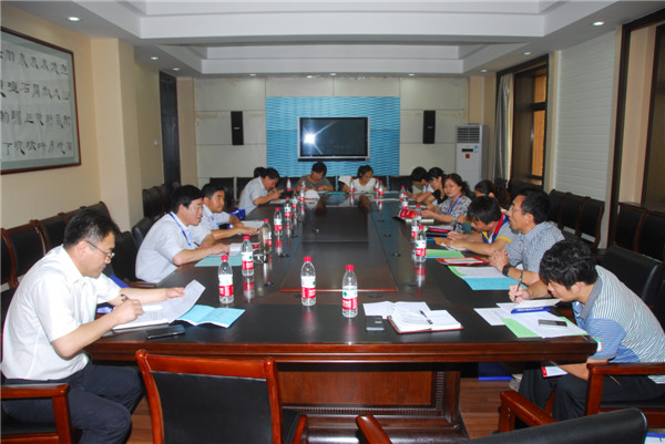 第二小组分组讨论