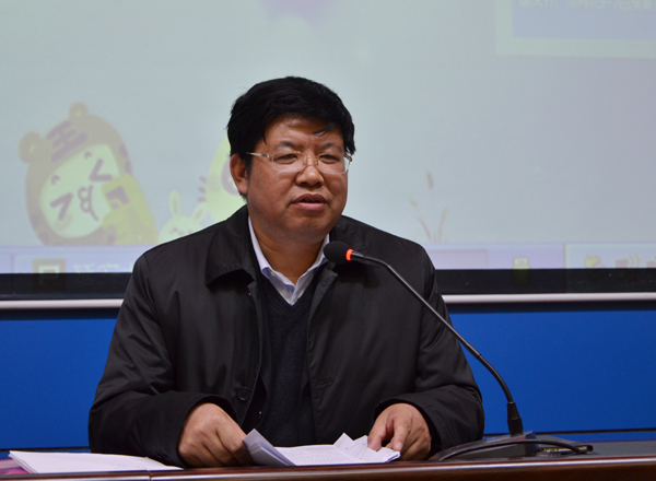 张伟虎副校长讲话