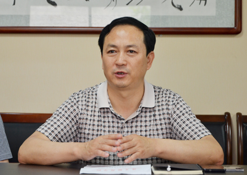 胡俊生副校长