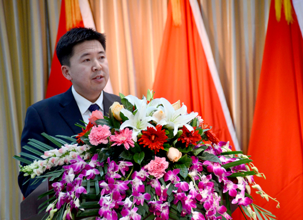 李扬书记作就职发言
