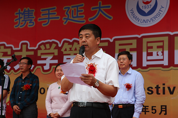 许静洪副校长