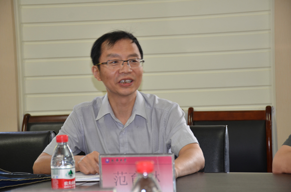 范育琳同志表态发言
